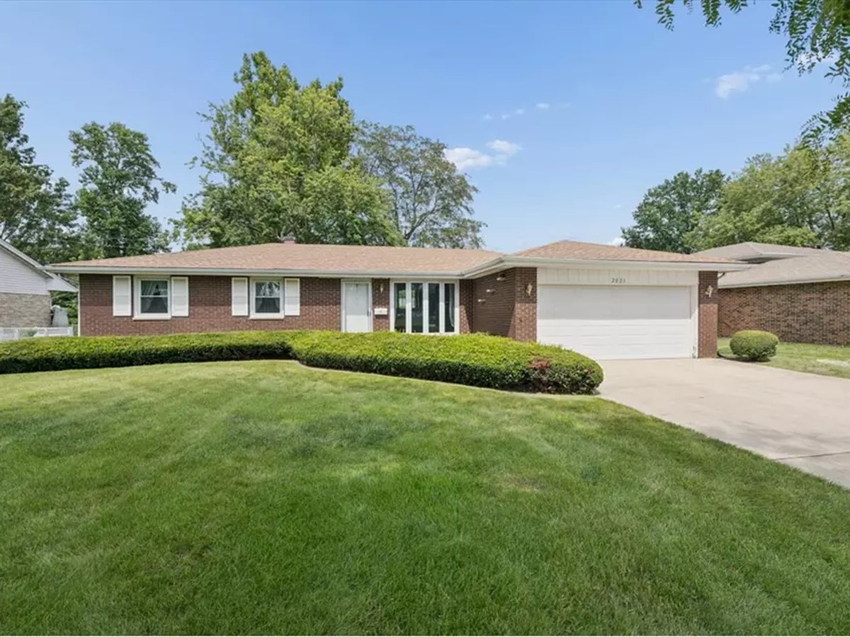 2021 Glenwood Ave, Joliet, IL 60435
